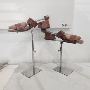 [Marc Fisher] Women's size 8.5 cutest tan brown embossed leather strappy sandals